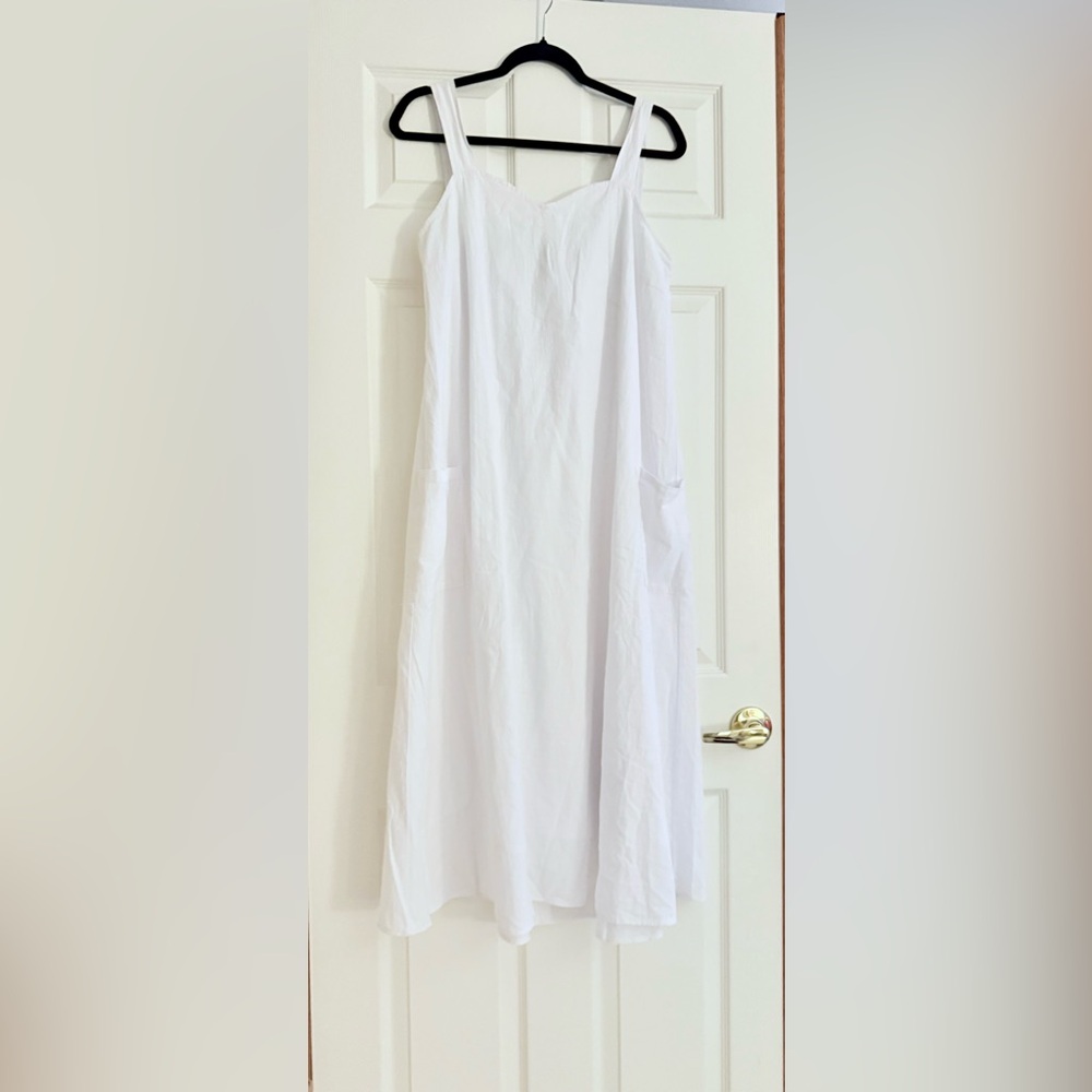 Elegant White Women's Dress